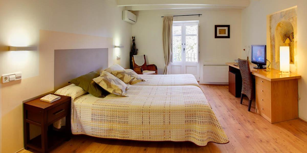 Hotel La Freixera Сольсона Екстер'єр фото