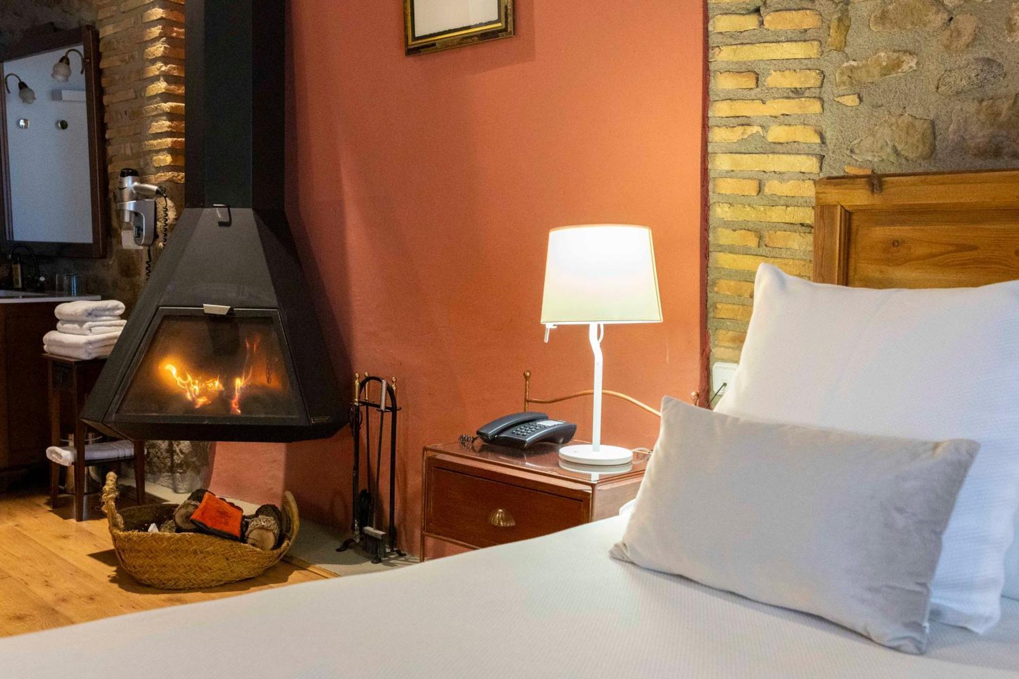 Hotel La Freixera Сольсона Екстер'єр фото
