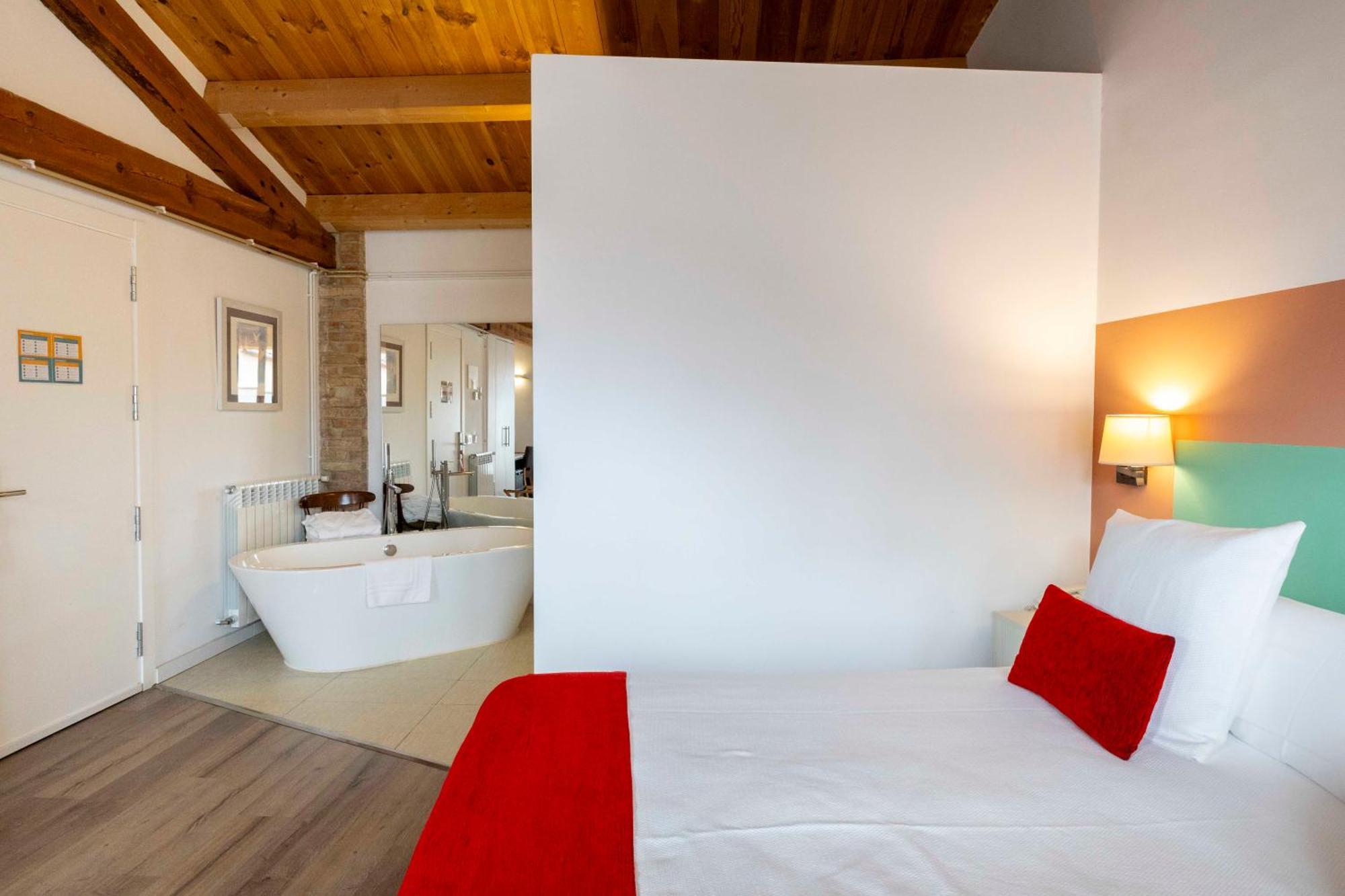 Hotel La Freixera Сольсона Екстер'єр фото