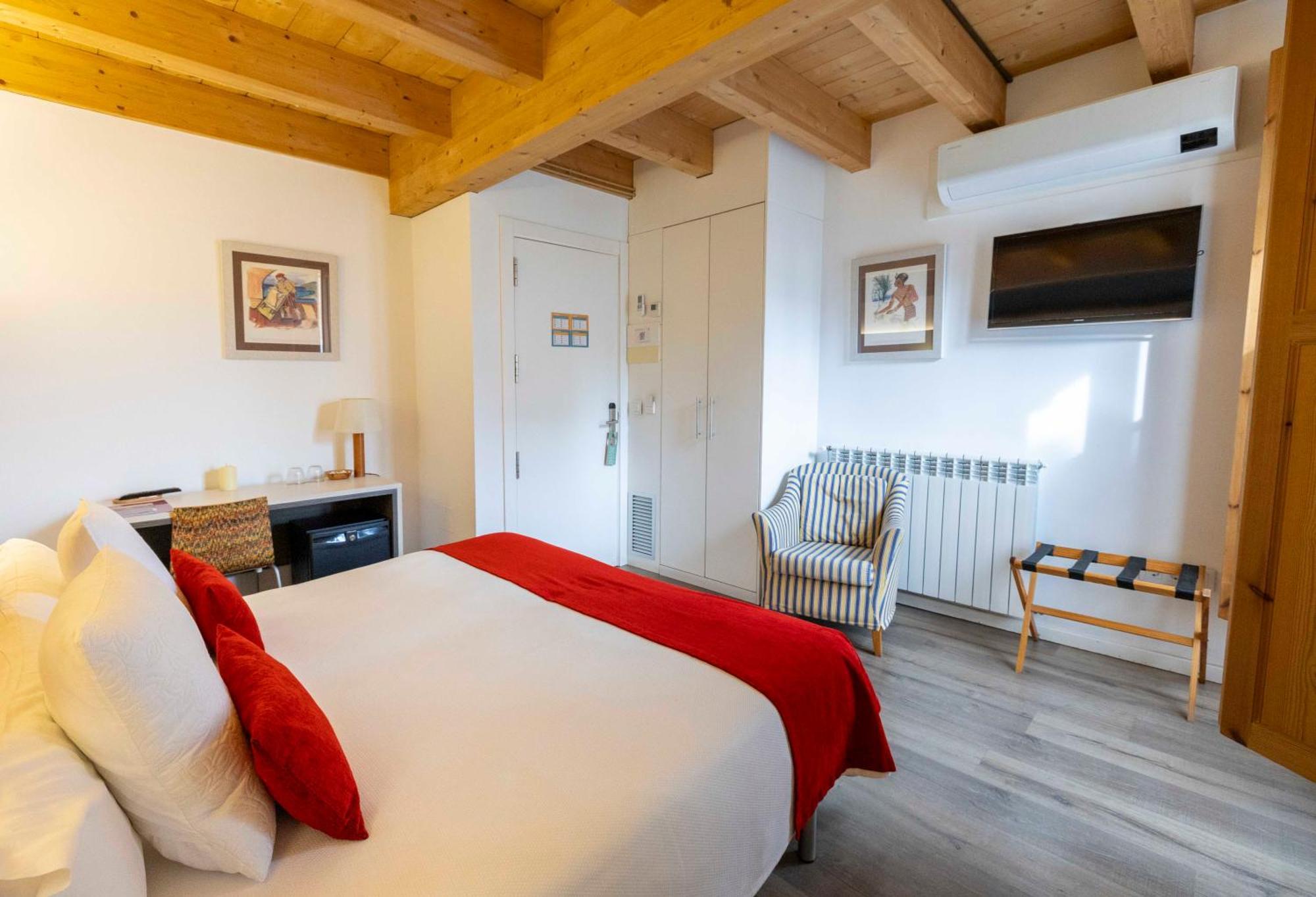 Hotel La Freixera Сольсона Екстер'єр фото