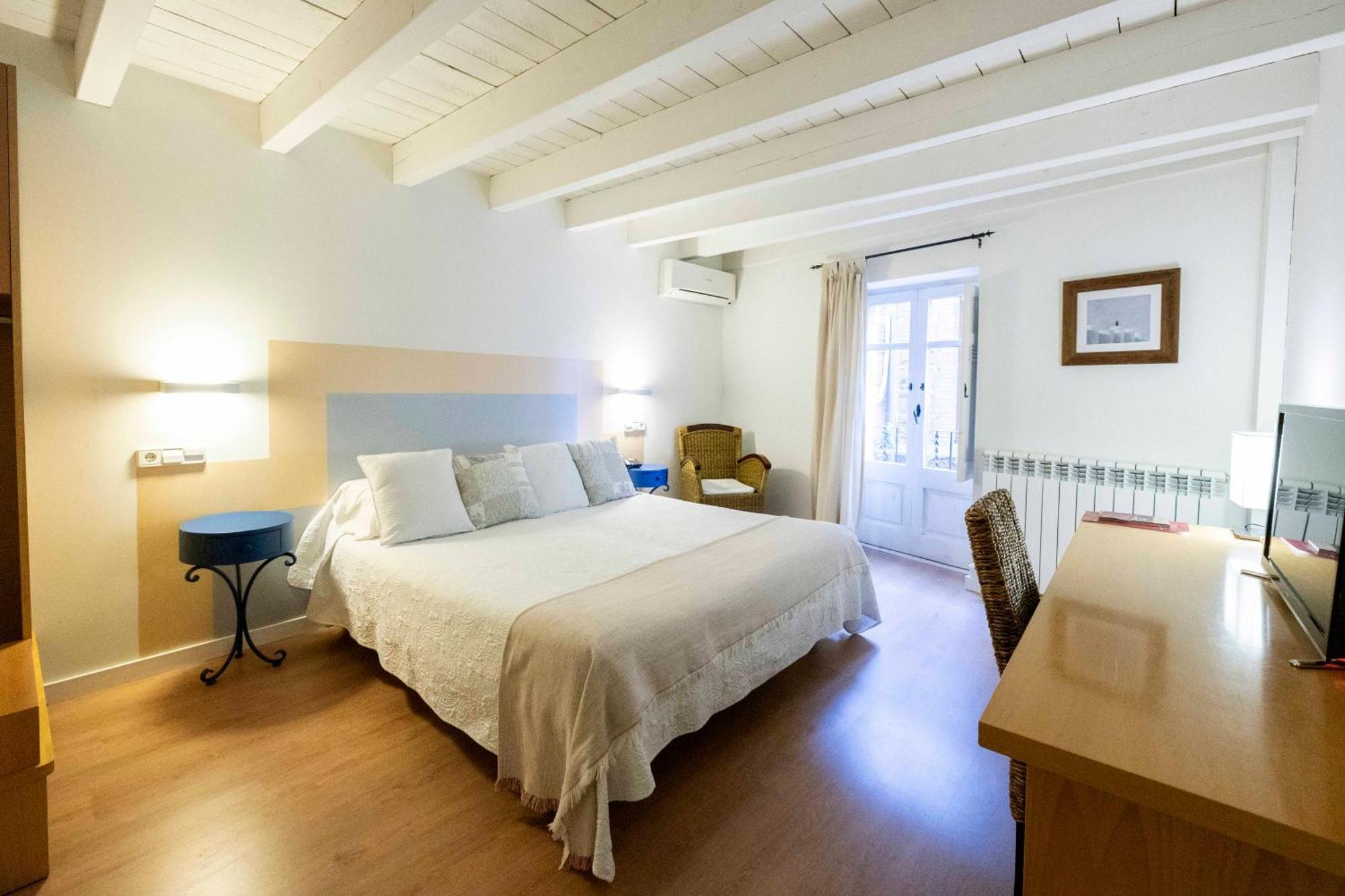 Hotel La Freixera Сольсона Екстер'єр фото