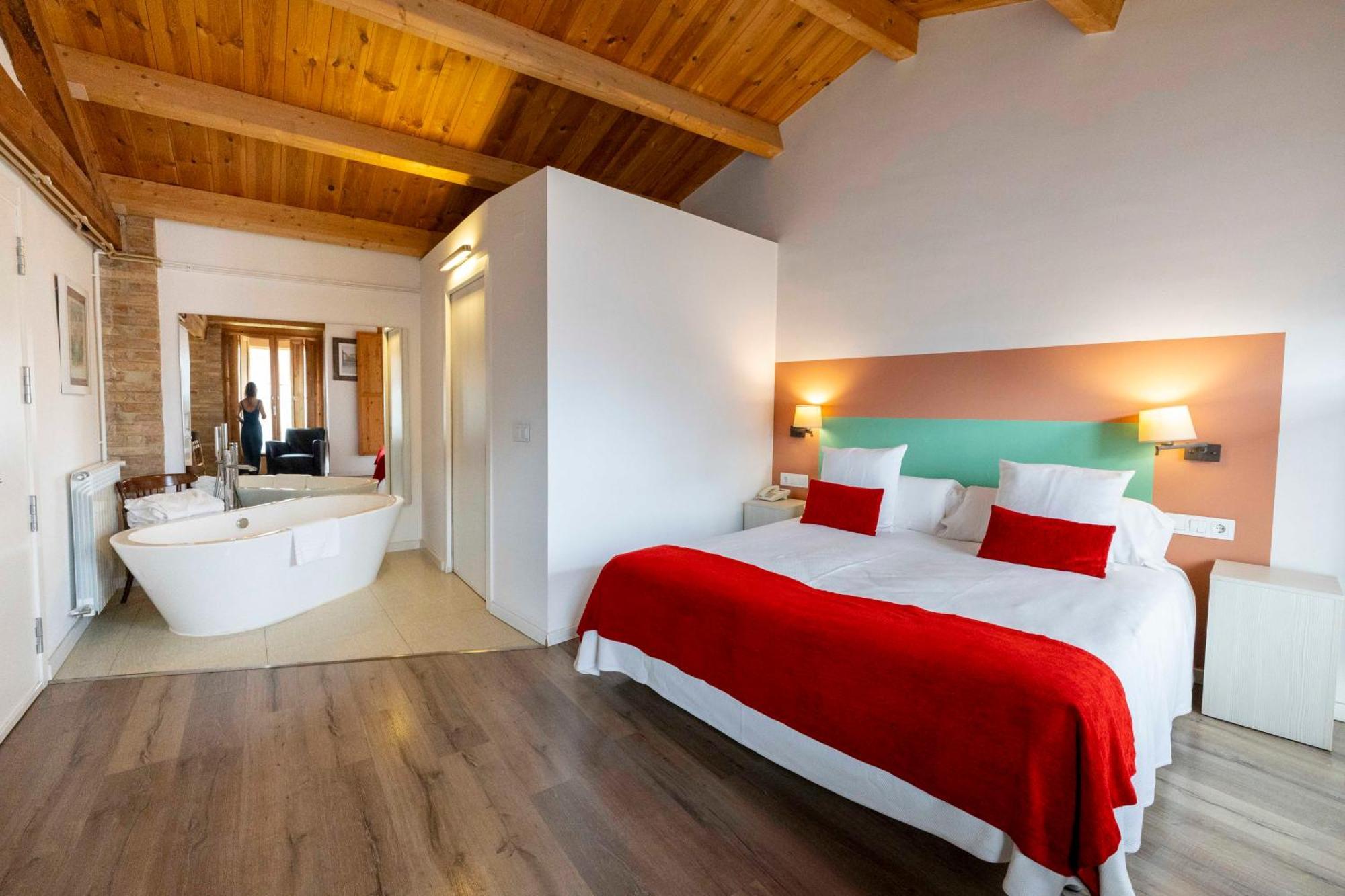 Hotel La Freixera Сольсона Екстер'єр фото